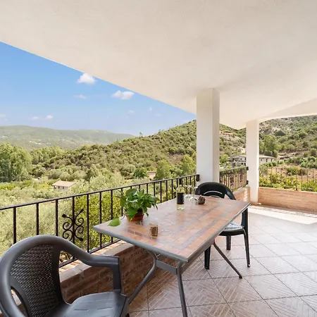 בית נופש Casa Iperico בוג'רו